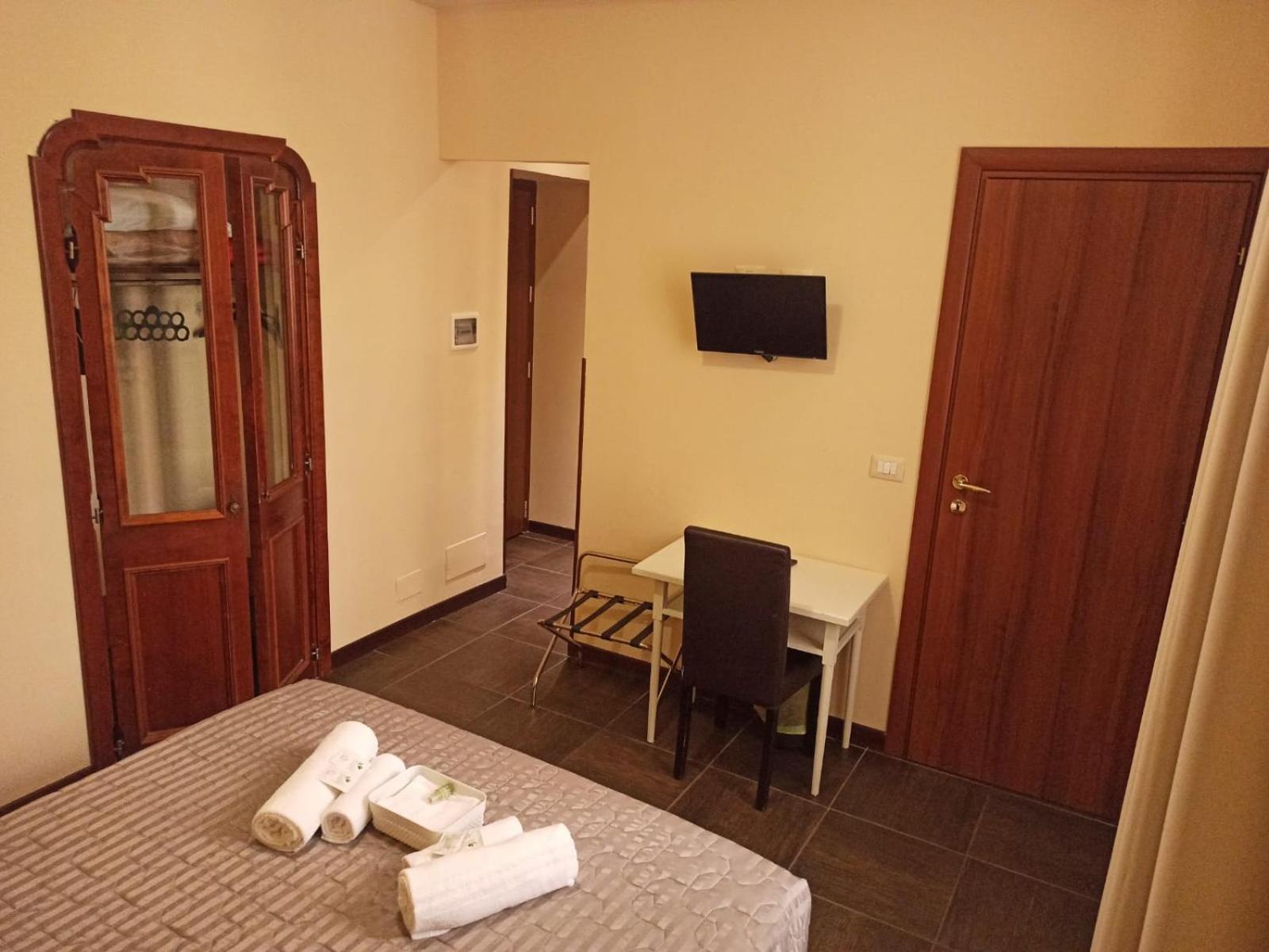 Bed and Breakfast Domina Popolo Rzym Zewnętrze zdjęcie