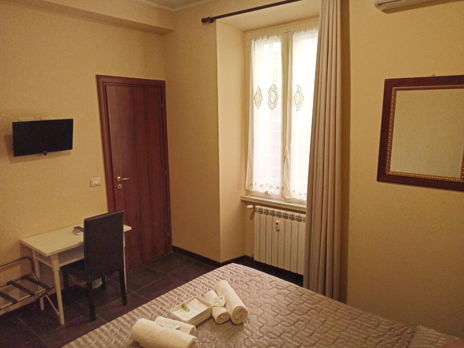 Bed and Breakfast Domina Popolo Rzym Zewnętrze zdjęcie